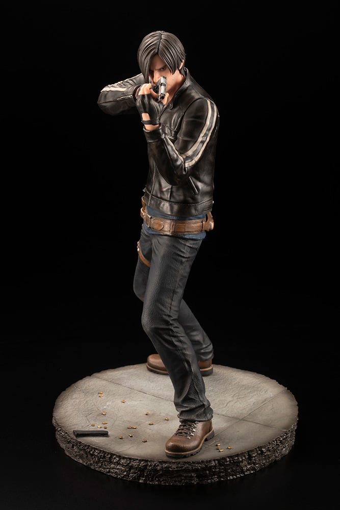 SV348 RESIDENT EVIL: VENDETTA LEON S. KENNEDY RENEWAL PACKAGE ARTFX STATUE (1/6 Scale) - Image 14